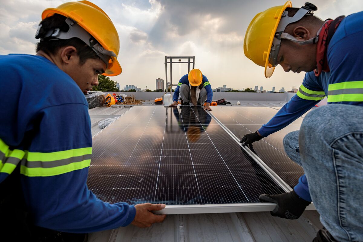 Filipinler'de Çatı Üstü Güneş Enerjisi Patlıyor