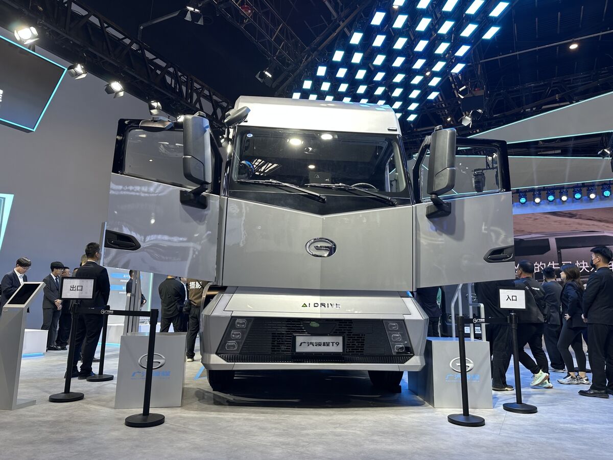 Çinli Kamyon Şoförleri Elektriğe Geçiyor: Benzin Fiyatları Yükseliyor